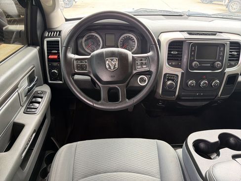 Used 2019 RAM 1500 Classic SLT RWD image 25