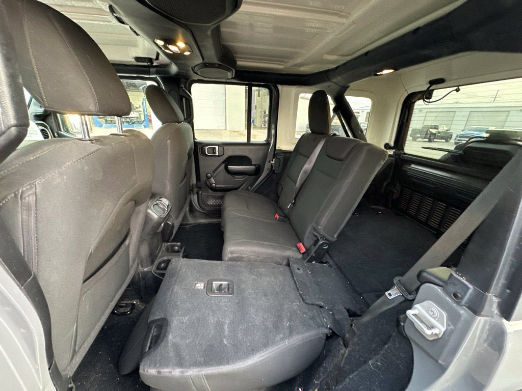 Used 2020 Jeep Wrangler Unlimited Sport AWD/4WD image 14