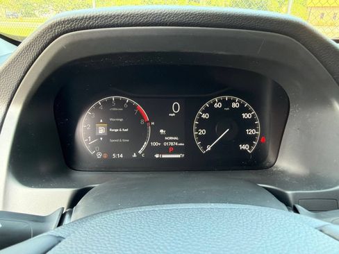 Certified 2025 Honda Ridgeline Sport image 9