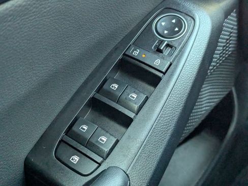 Used 2024 Kia Seltos EX image 25