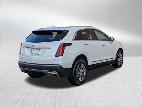 Certified 2023 Cadillac XT5 Premium Luxury w/ LPO, Floor Liner Package image 5