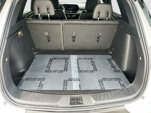 Used 2025 Chevrolet TrailBlazer RS w/ Convenience Package image 23