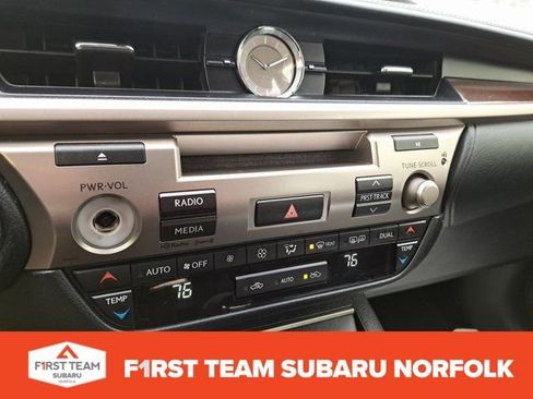 Used 2013 Lexus ES 350 w/ Premium Pkg image 15