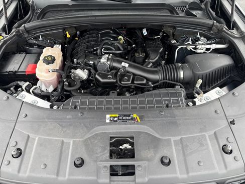 Used 2024 Jeep Grand Cherokee Altitude AWD/4WD image 35