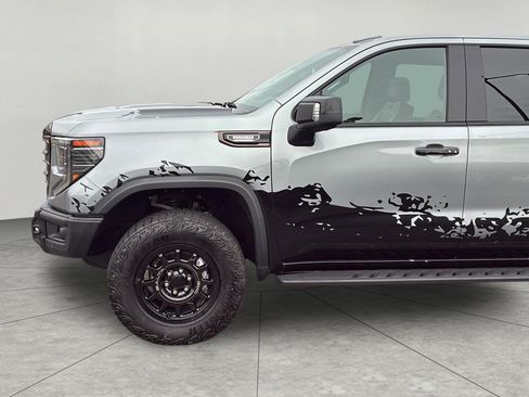 Used 2024 GMC Sierra 1500 AT4X w/ AT4X AEV Edition AWD/4WD image 5