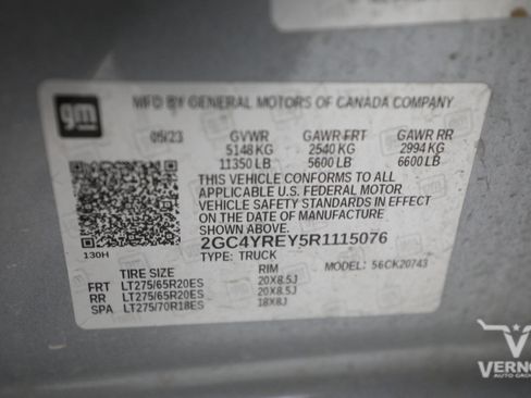 Used 2024 Chevrolet Silverado 2500 High Country w/ Technology Package image 14