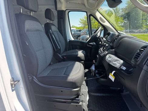 New 2026 RAM ProMaster 2500 w/ Convenience Group FWD image 14