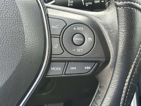 Used 2019 Toyota RAV4 Limited w/ Advanced Technology Package image 30