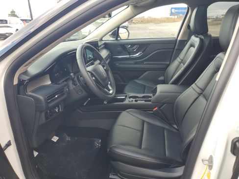 New 2026 Lincoln Corsair Reserve image 12