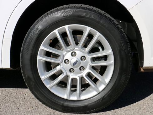 Certified 2018 Ford Flex SEL w/ Class III Trailer Tow Package image 8