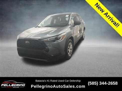 Used 2023 Toyota Corolla Cross L image 1