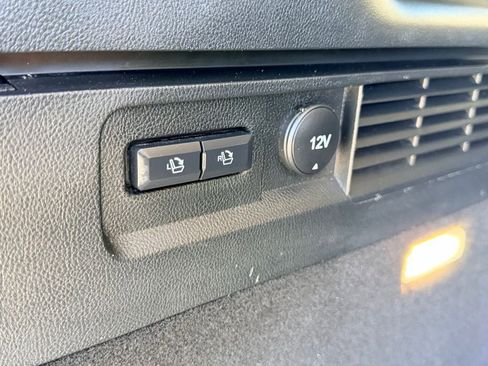 Used 2023 Lincoln Nautilus AWD w/ Premium Package image 31
