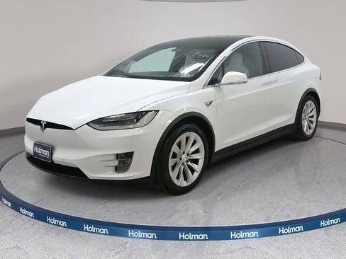 Used 2018 Tesla Model X P100D image 1