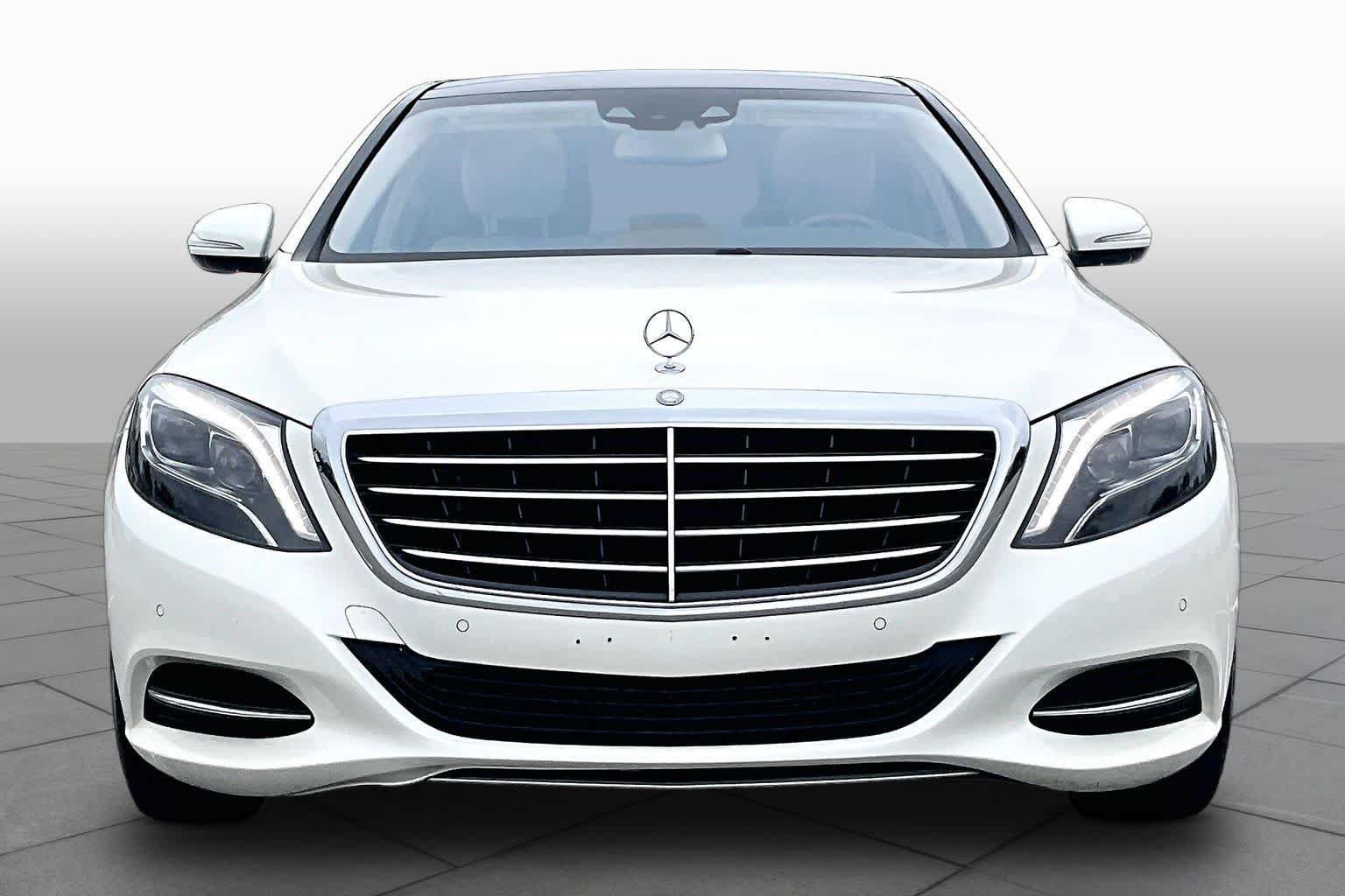 Used 2017 Mercedes-Benz S 550 4MATIC Sedan image 4