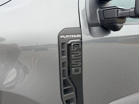 New 2026 Ford F250 Platinum w/ FX4 Off-Road Package image 11