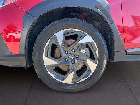 Used 2024 Subaru Crosstrek 2.5i Limited w/ Crosstrek Mirror Package AWD/4WD image 17