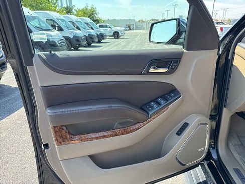 Used 2020 Chevrolet Tahoe Premier w/ Max Trailering Package image 24
