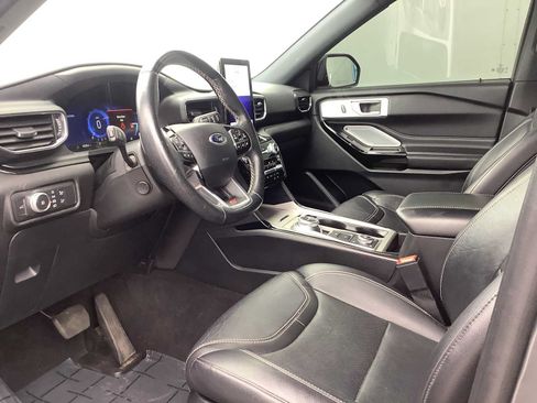 Used 2021 Ford Explorer ST w/ Equipment Group 401A AWD/4WD image 3