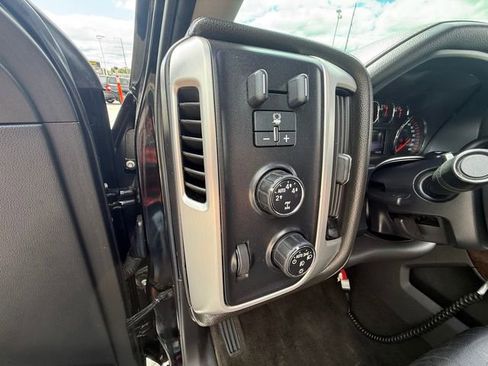 Used 2015 GMC Sierra 1500 SLT w/ SLT Crew Cab Value Package AWD/4WD image 15