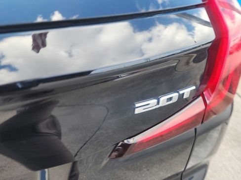 Used 2019 Cadillac XT4 Premium Luxury image 6