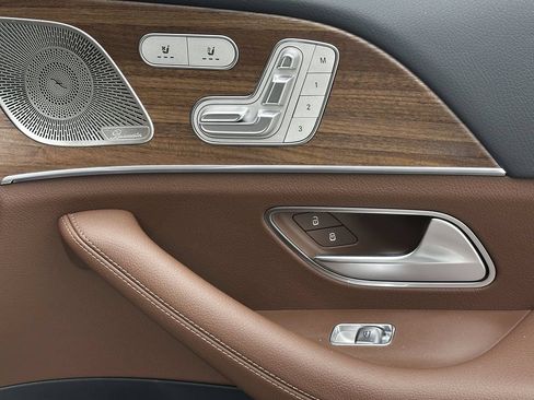 New 2026 Mercedes-Benz GLE 350 4MATIC image 17