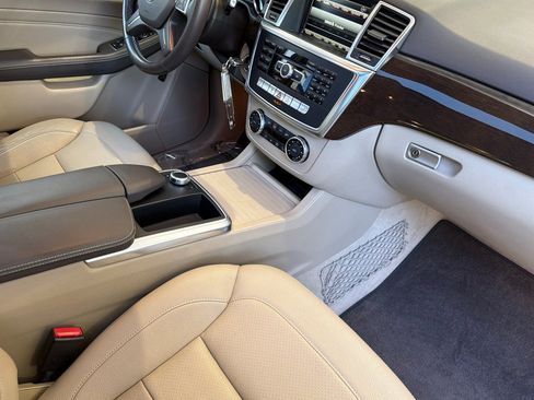 Used 2015 Mercedes-Benz ML 350 4MATIC image 20