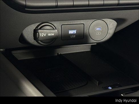 Certified 2025 Hyundai Elantra Sport FWD image 27