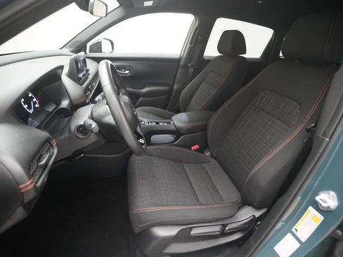 Used 2024 Honda HR-V Sport image 7