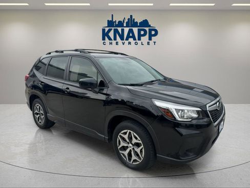 Used 2019 Subaru Forester Premium image 7