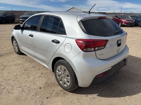 Used 2018 Kia Rio LX image 3