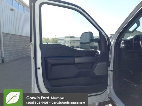 New 2026 Ford F350 Lariat w/ Black Appearance Package image 10