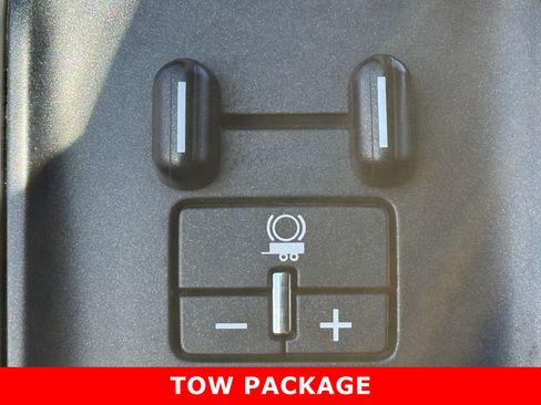 Used 2017 Chevrolet Silverado 2500 High Country w/ Duramax Plus Package image 27