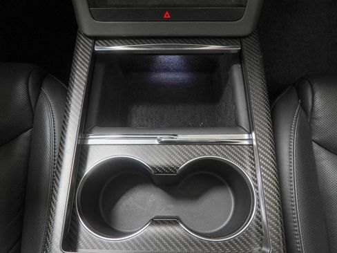 Used 2021 Tesla Model S Plaid image 31