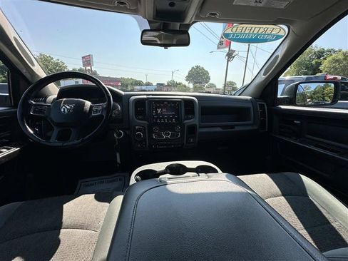 Used 2020 RAM 1500 Express w/ Wheel & Sound Group AWD/4WD image 12