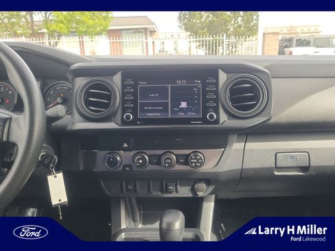 Used 2020 Toyota Tacoma SR image 12