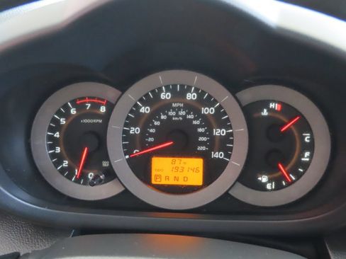 Used 2011 Toyota RAV4 Sport w/ Sport Extra Value Pkg AWD/4WD image 39