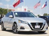 Used 2022 Nissan Altima 2.5 SV image 2