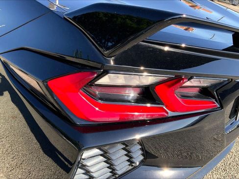 Used 2022 Chevrolet Corvette Stingray Preferred Cpe w/ Z51 Performance Package image 23