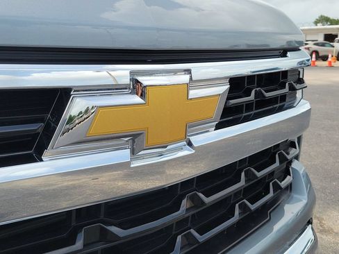 Used 2025 Chevrolet Silverado 1500 LT w/ Texas Edition Plus RWD image 32