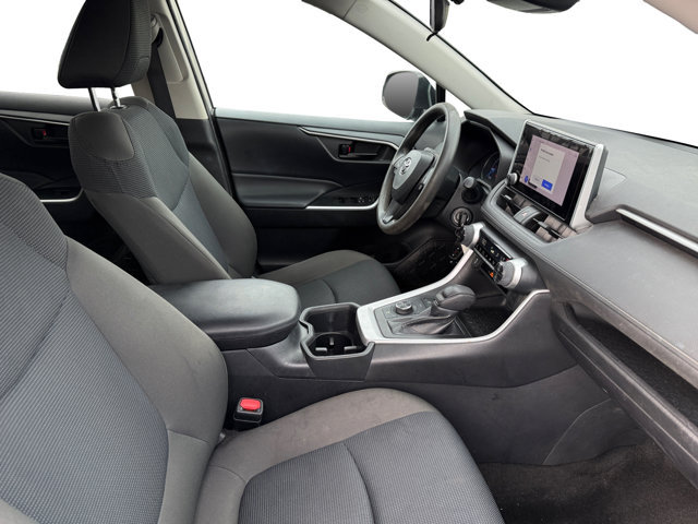 Used 2023 Toyota RAV4 LE AWD/4WD image 12