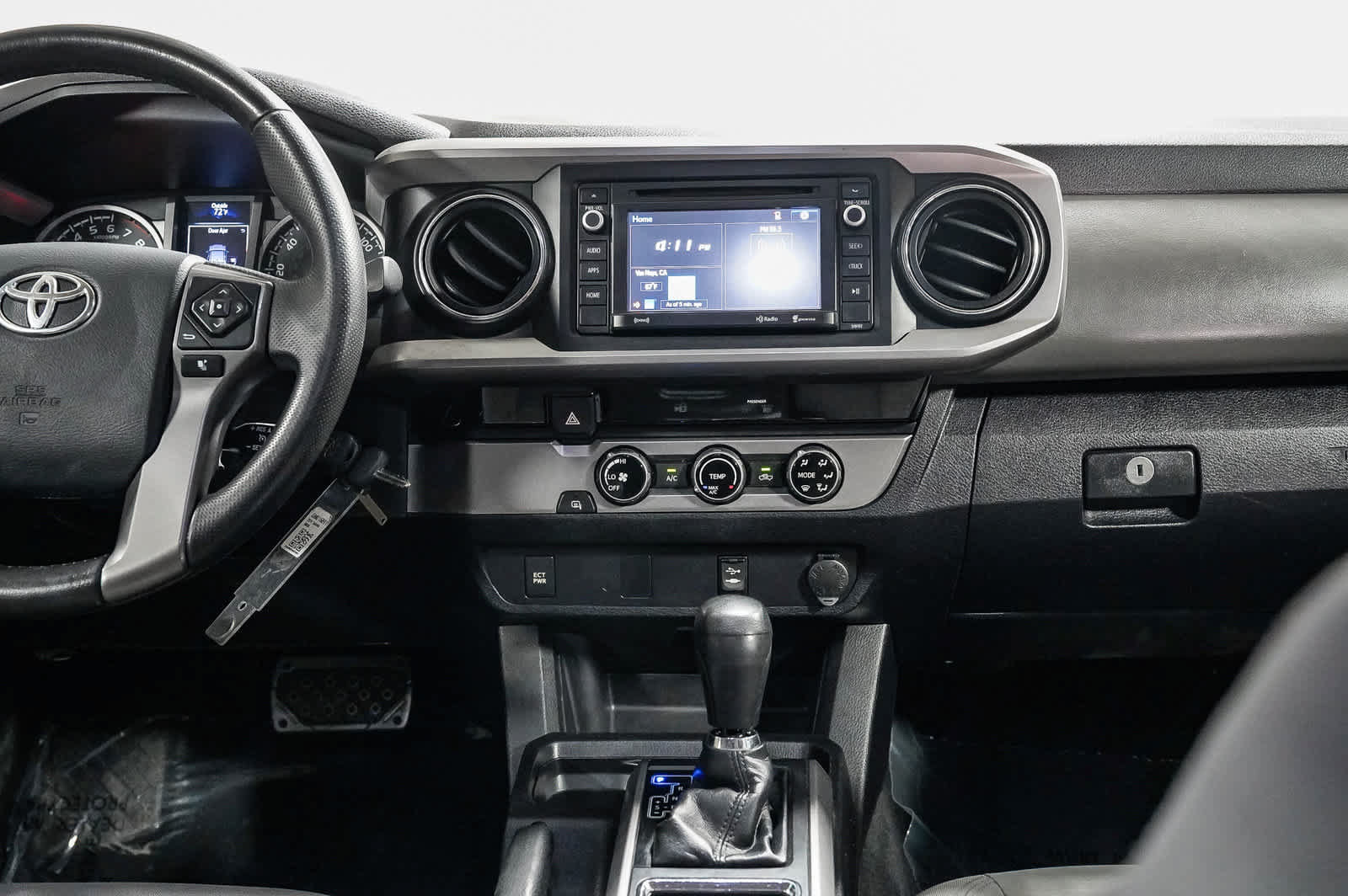 Certified 2016 Toyota Tacoma SR5 w/ SR5 Appearance Package (SN) RWD image 13