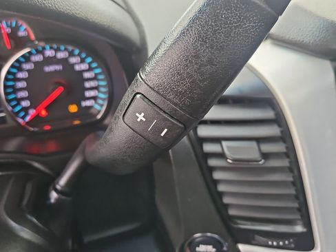 Used 2020 GMC Yukon SLT image 24