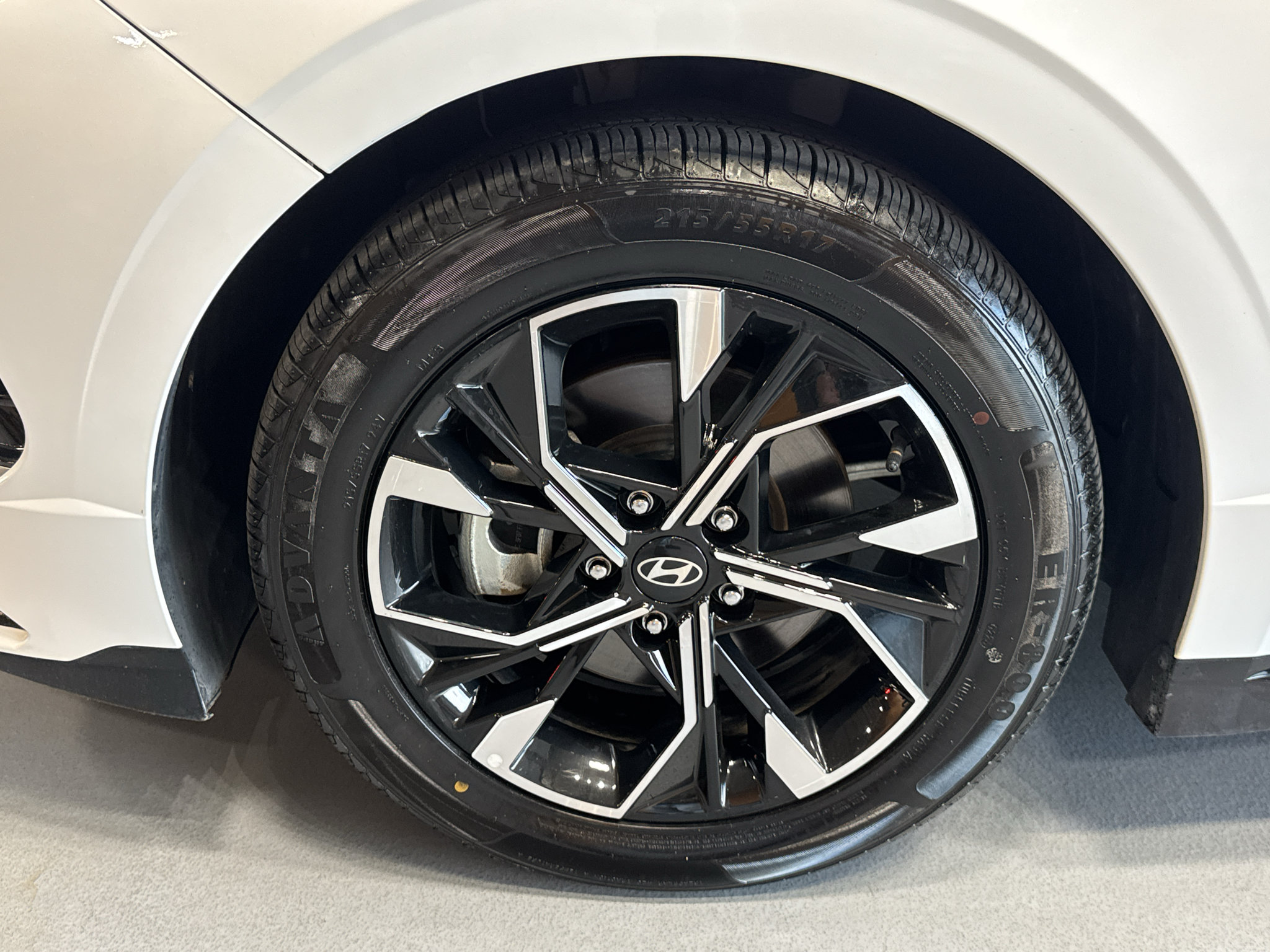Used 2025 Hyundai Sonata SEL FWD image 10