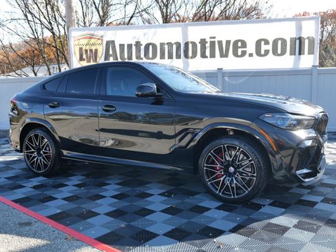 Used 2023 BMW X6 M Competition w/ Competition Package AWD/4WD image 3
