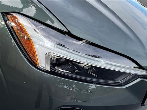 New 2026 Volvo XC60 B5 Plus w/ Climate Package image 32