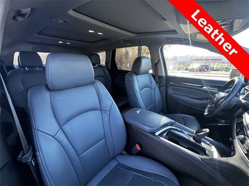 Used 2019 Buick Enclave Essence image 33