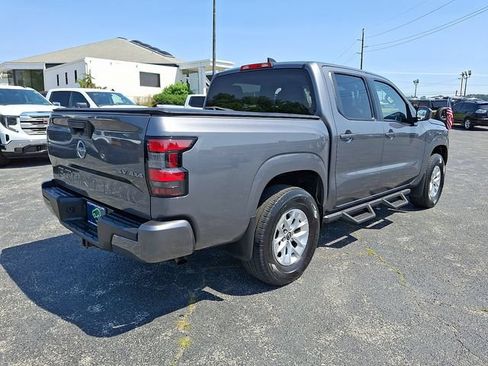 Used 2024 Nissan Frontier SV w/ Tow Package AWD/4WD image 7