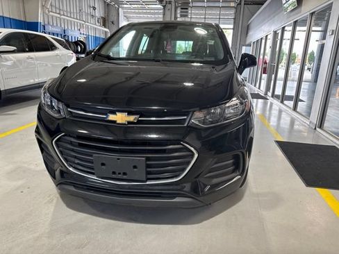 Used 2020 Chevrolet Trax LS w/ Tint and Cruise Package FWD image 2