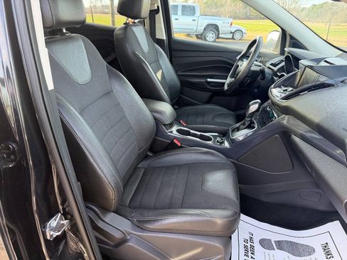 Used 2013 Ford Escape Titanium w/ Parking Technology Pkg FWD image 18