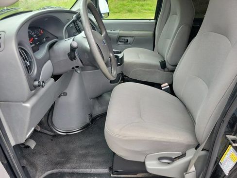 Used 2006 Ford E-350 and Econoline 350 Extended Super Duty RWD image 7